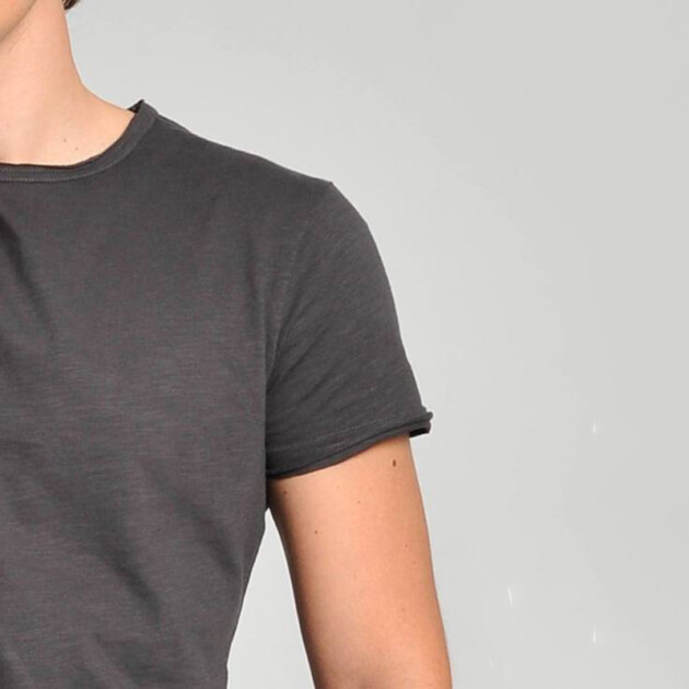 Vesti T-shirt fiammata girocollo da uomo a maniche corte